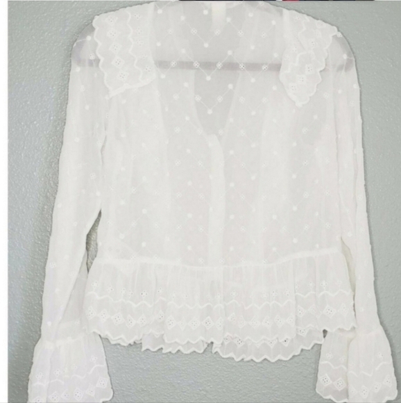 H&M White Women's Eyelet Semi Sheer Flutter Sleeve Button Blouse Size 2 - Picture 4 of 7